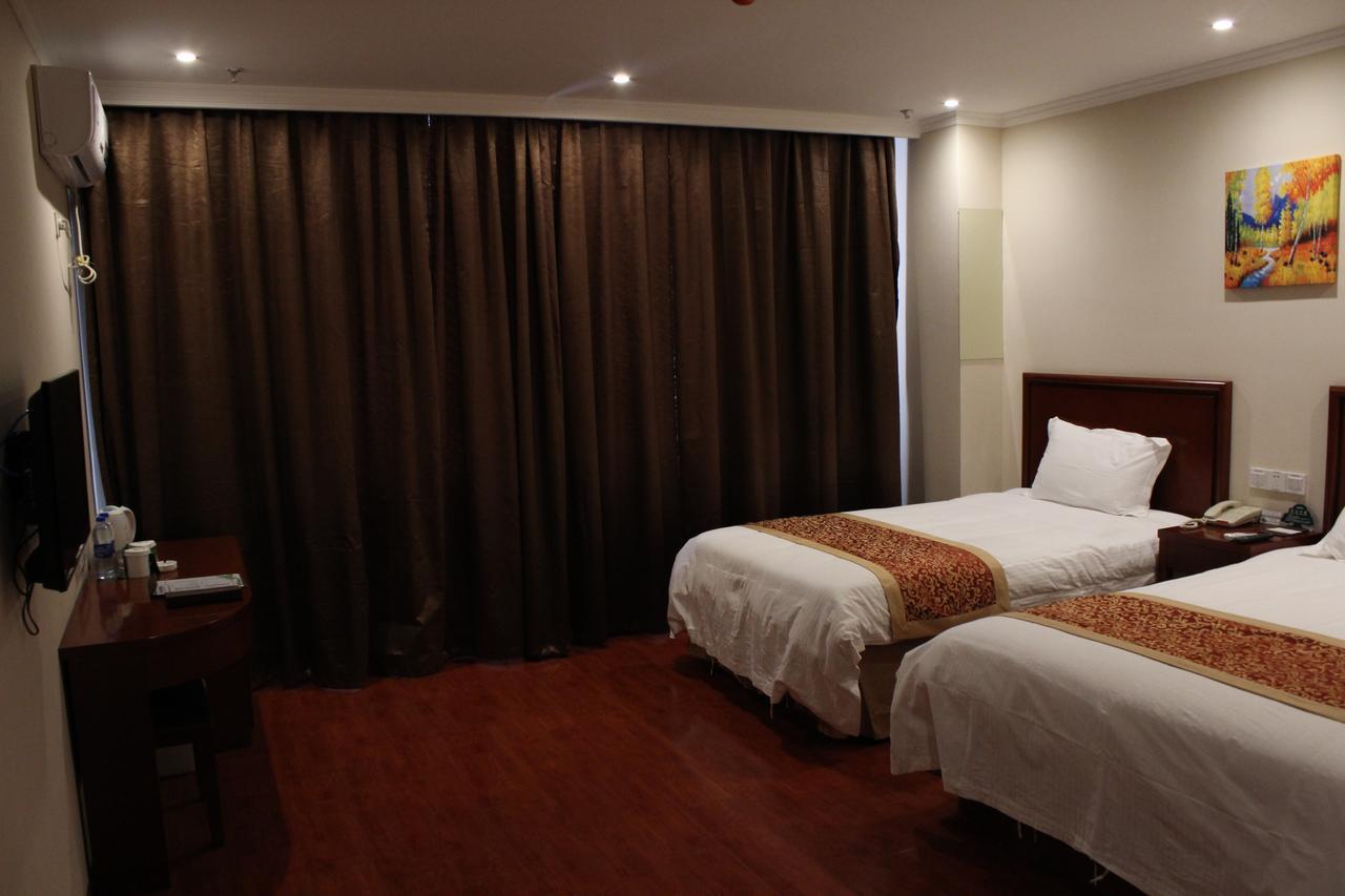 Greentree Inn Shanghai Expo Site South Yanggao Road Subway Station Express Hotel Extérieur photo