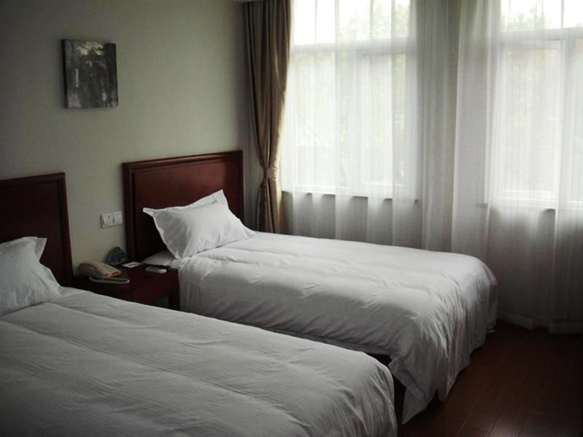 Greentree Inn Shanghai Expo Site South Yanggao Road Subway Station Express Hotel Extérieur photo
